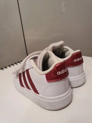 Adidas Superstar νούμερο 21 σαν καινούργιο