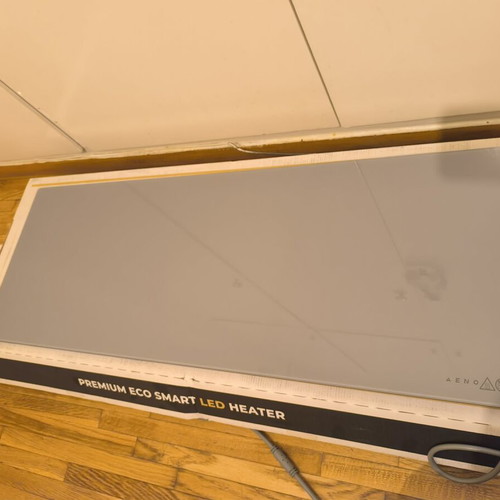 AENO 700W heating panel like new