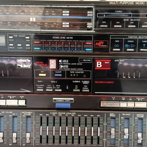 Vintage Sping Boombox multi-purpose music system like new