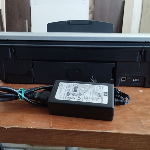 HP Deskjet 5940 φωτογραφικός εκτυπωτής μεταχειρισμένος με αυθεντικό τροφοδοτικό