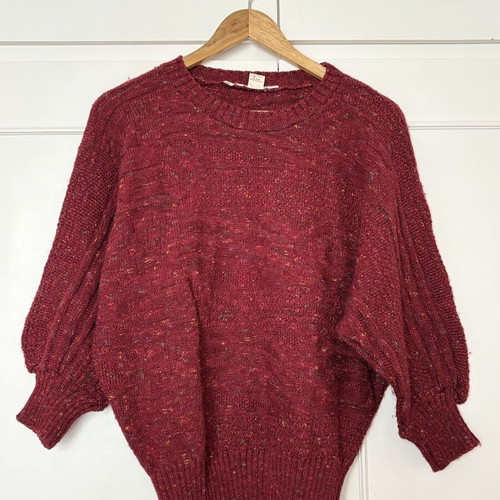 Red women's pullover sweater like new, size M