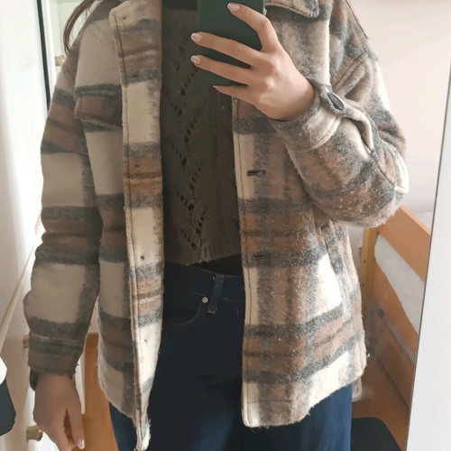 Zara outerwear like new, beige, size XS