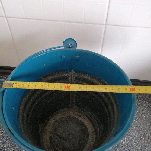Metal bucket like new, blue island style color