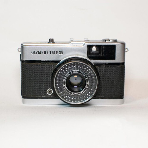 Olympus Trip 35 analog camera with original case