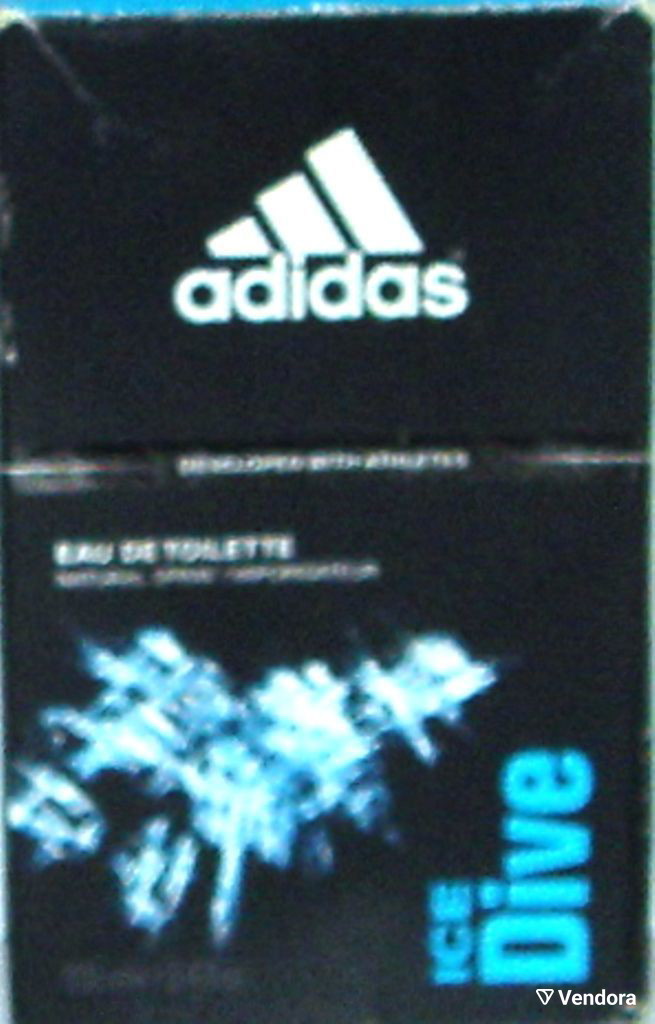 hitting cigarette packs Crushed cigarette pack hi-res stock photography and images