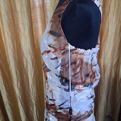 Official dress with silk.