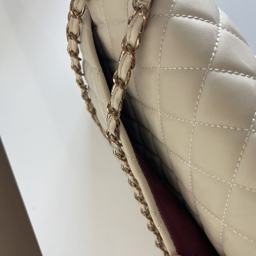Chanel double flap leather shoulder bag, off white