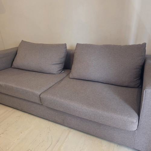 Three-seater sofa like new