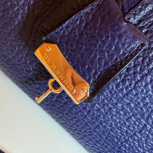 Burberry Heritage Grain leather blue handbag new
