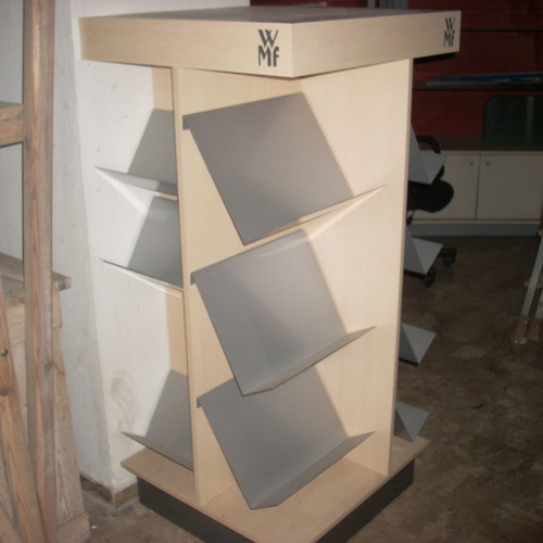 Melamine stand used with wheels and free plastic stands