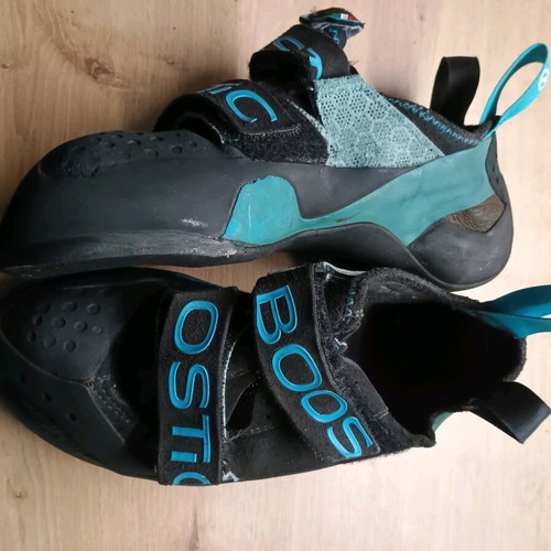 Scarpa Boostic climbing shoes size 41 like new, resoled
