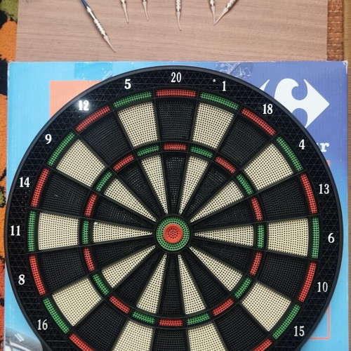 Echowell UFO-88 Electronic Dartboard Set like new with 6 darts and instructions