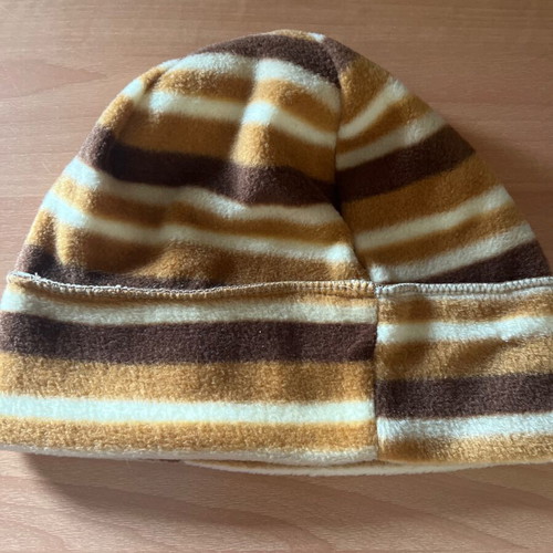 Women's hat like new, size S