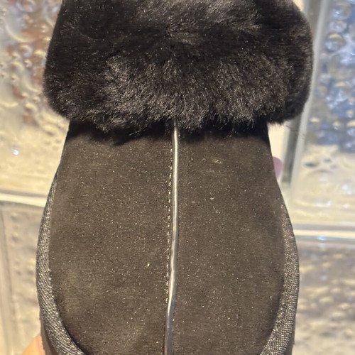 Ugg slippers new black with fur size 39 EU