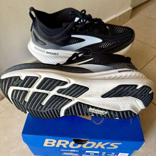 Brooks Glycerin GTS 23 men's running shoes size 45, black