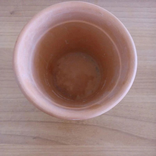 Terracotta flowerpot like new, height 11.5 cm, opening 13.5 cm