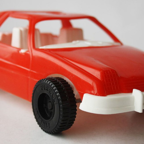 Plastic car Pirelli vintage 80's Grecostyl USA new 23cm