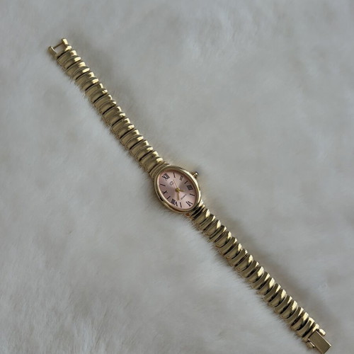 Vintage gold watch with pink dial, new quartz women's