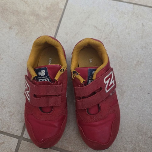 New Balance athletic shoes size 29 used, red
