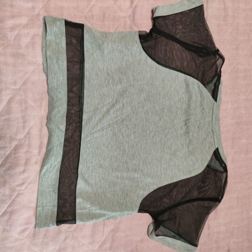 Short Sleeve Shirt used, size S, black and gray