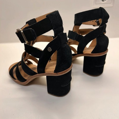 Ugg Macayla Leather Heeled Sandals black suede size EU 38.5 like new