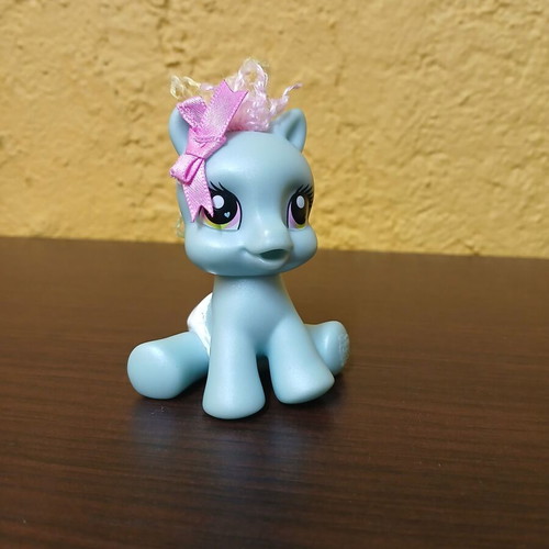 My Little Pony Newborn Cutie used baby pony figure Hasbro