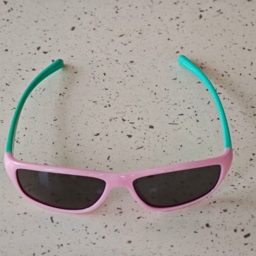 Mati Mati children's sunglasses used, pink and turquoise