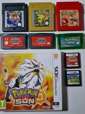 Pokémon игри като нови, комплект от 10 броя