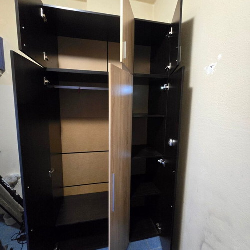 Three-Door Wardrobe like new 1.18x2.30x0.50 m