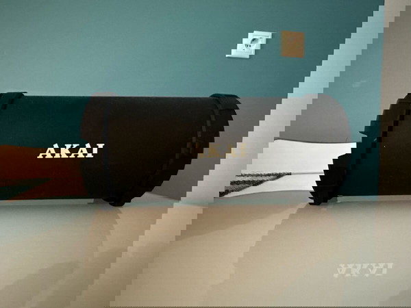 Akai speaker