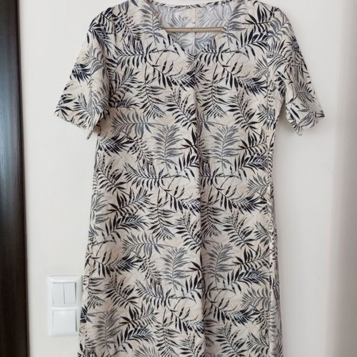 Dress with tropical print, size L, black and beige
