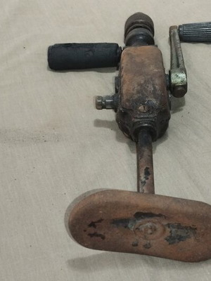 Hand drill used, manual crank