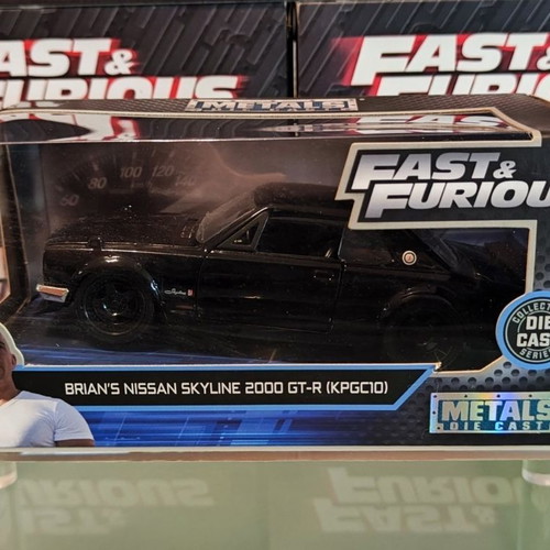 Fast & Furious Brian's Nissan Skyline 2000 GT-R (KPGC10) die-cast model like new