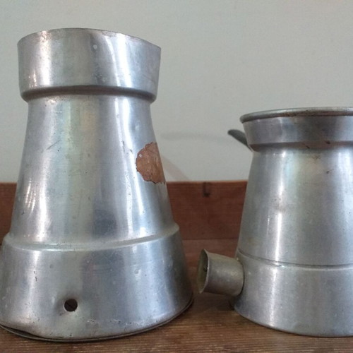 Collectible kettles used Kaza 500W and Rex 250W set