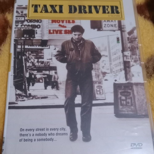 DVD Ο Ταξιτζής καινούργιο, ταινία 1976
