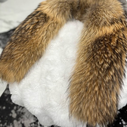 Fur women's raccoon collar new, brown, length 120 cm