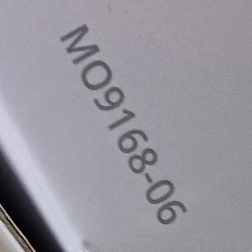 MO9168-06 headphones new