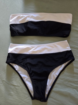 Shein strapless bikini black and white small like new