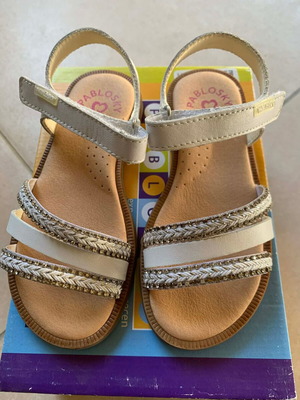 Pablosky Leather Sandals No 28