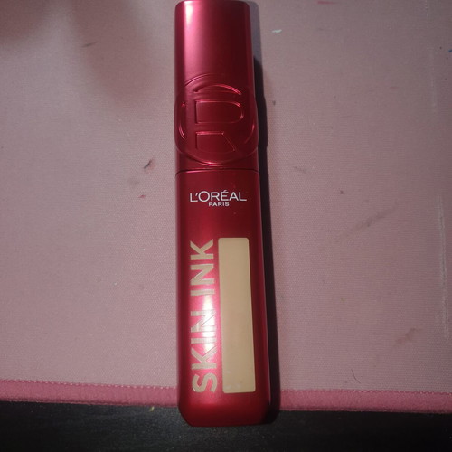 Loreal Skin Ink like new, sealed