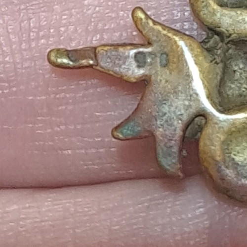 Vintage metallic pendant used, missing 2 stones