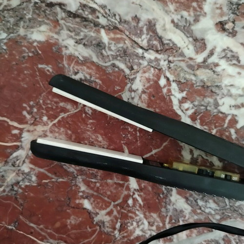 Tomira hair straightener used, lightly used with 1.5 m cord