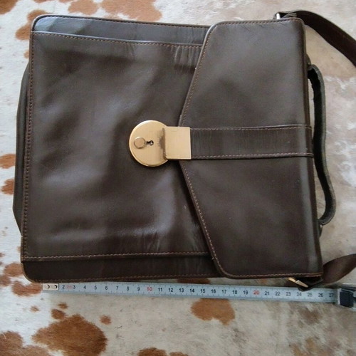 Vintage leather bag used, brown, quality with many compartments