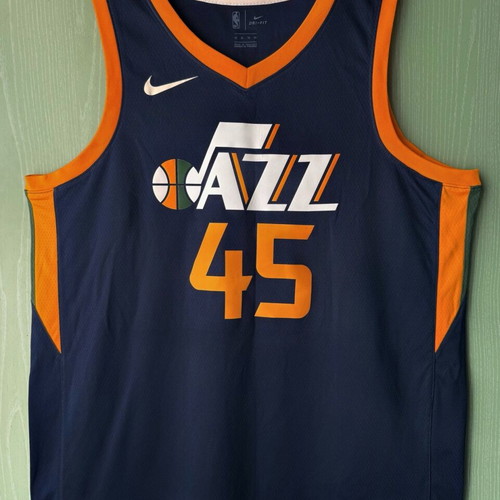 Donovan Mitchell Utah Jazz Jersey Size XL New