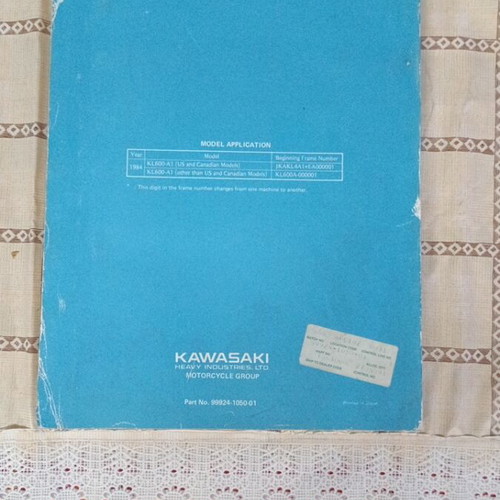 Kawasaki KLR Motorcycle Service Manual 1985 like new