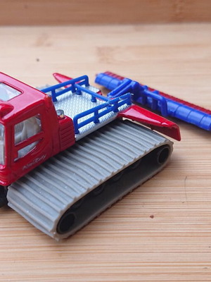 Engin De Damage Pistenbully Siku 1897 toy used, vintage
