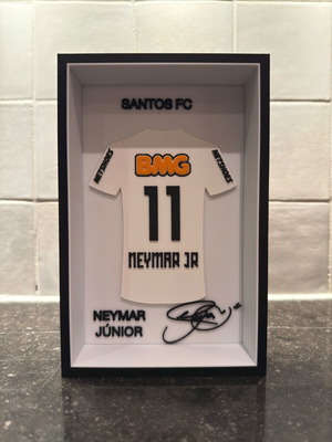 Neymar Jr Mini Jersey Santos FC collectible 3D frame new