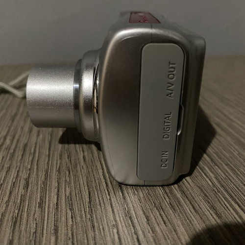 Canon PowerShot A470 vintage digicam like new