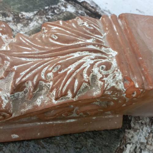 Ceramic corbel used, small size