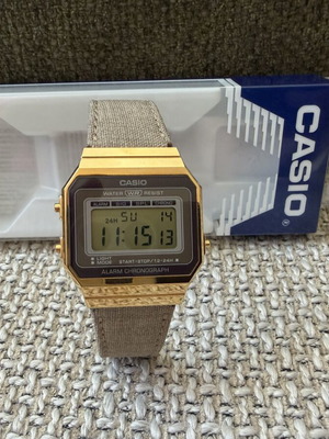 Casio Vintage A700WEGL-5AEF watch with fabric strap